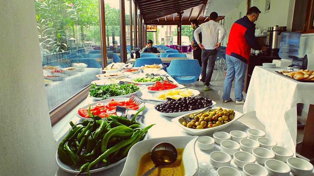 Flora Iznik Hotel & Suites Exterior photo