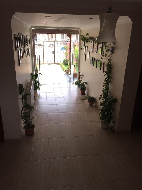 Flora Iznik Hotel & Suites Exterior photo