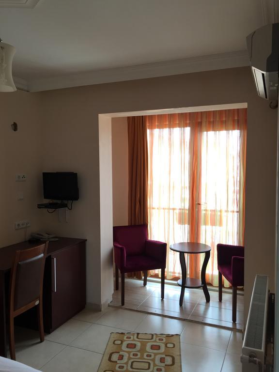 Flora Iznik Hotel & Suites Exterior photo